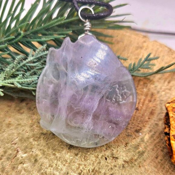 Nature Purple Fluorite Hand Carved Nine Tails Fox Pendant Necklace - Picture 9 of 10